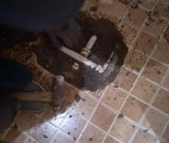 牡丹江市卫生间漏水维修公司为您分享下卫生间渗水如何处理及注意事项